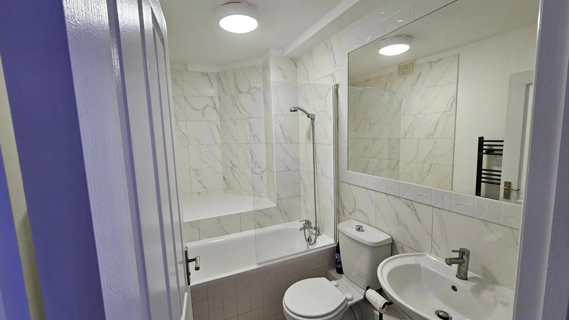 London Aldgate Apartment