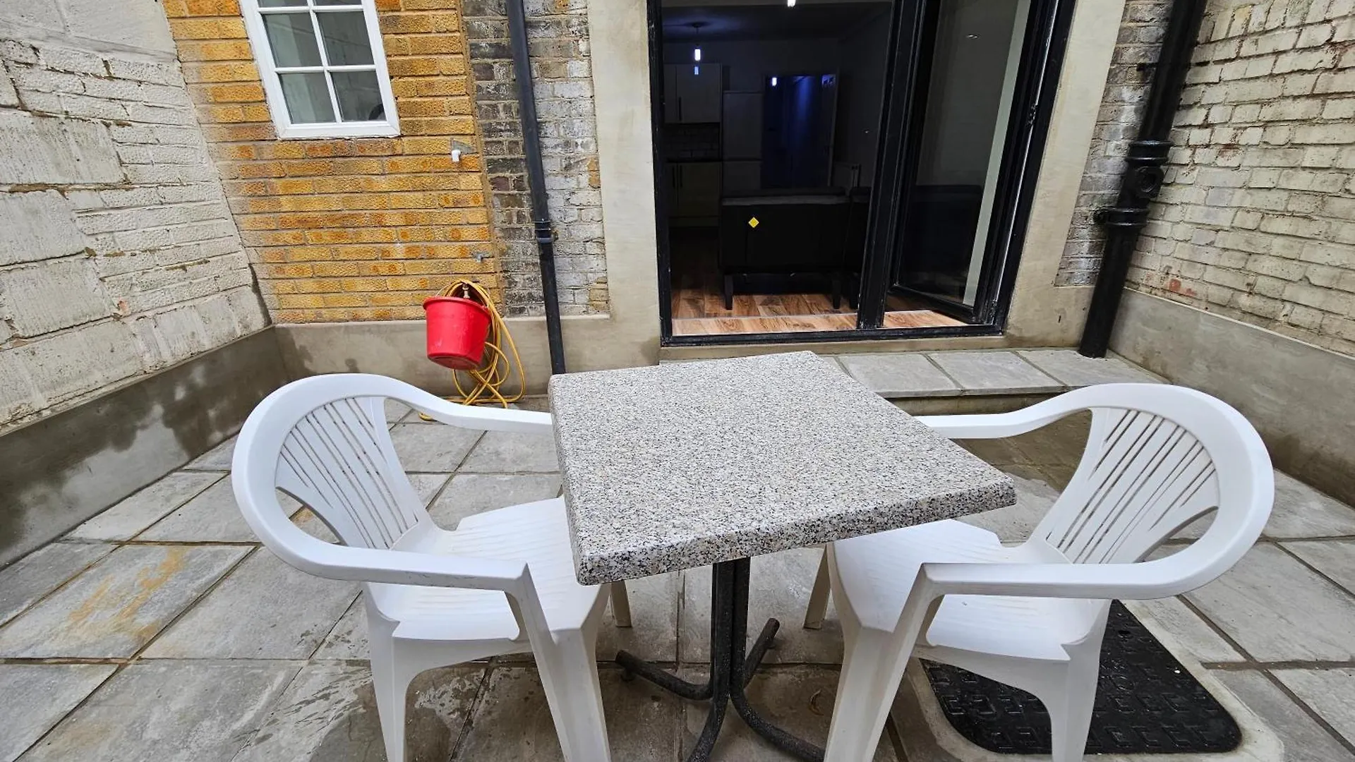 London Aldgate Apartment 0*,  United Kingdom